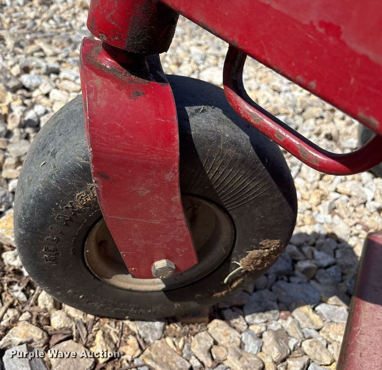 image for item OB9546 2015 Toro Grandstand ZTR lawn mower