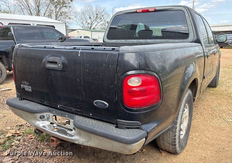 image for item OB9593 2003 Ford F150 Super Crew pickup truck