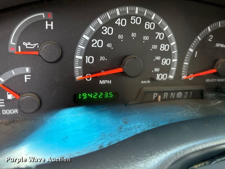 image for item OB9593 2003 Ford F150 Super Crew pickup truck