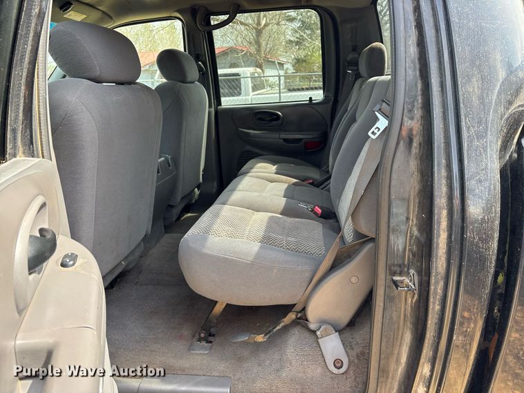 image for item OB9593 2003 Ford F150 Super Crew pickup truck