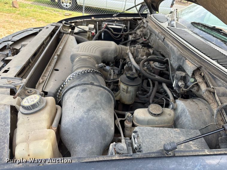 image for item OB9593 2003 Ford F150 Super Crew pickup truck