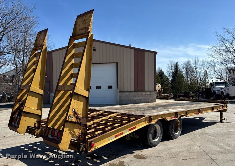 image for item OG9823 2008 Belshe  DT255 equipment trailer