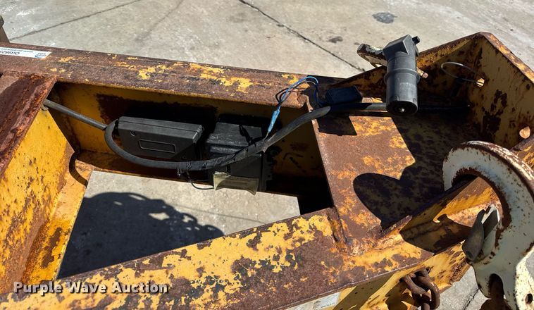 image for item OG9823 2008 Belshe  DT255 equipment trailer