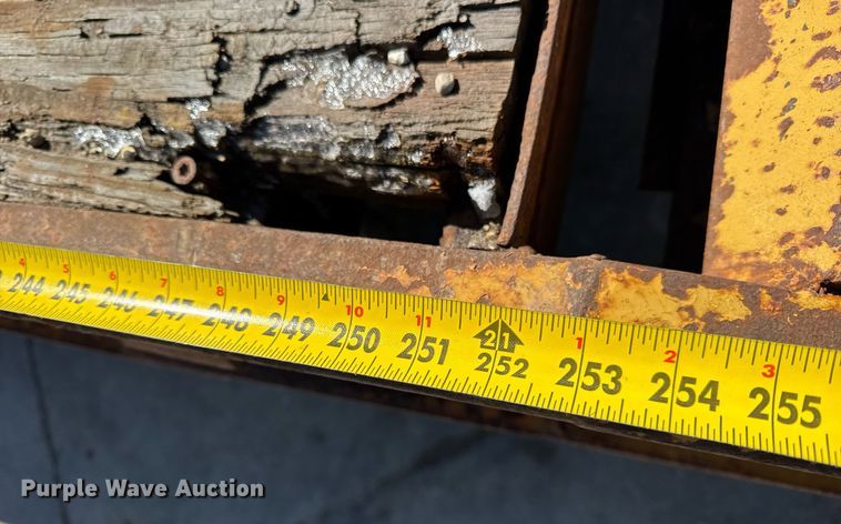 image for item OG9823 2008 Belshe  DT255 equipment trailer