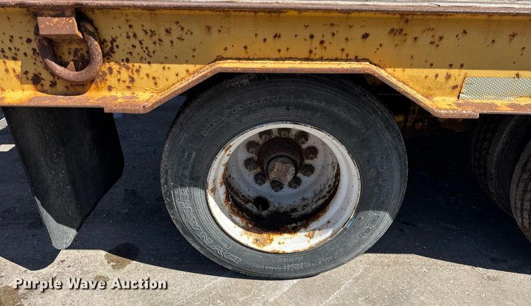 image for item OG9823 2008 Belshe  DT255 equipment trailer