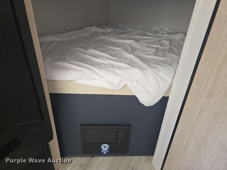 image for item YA0376 2024 Forest River Avenger LE camper