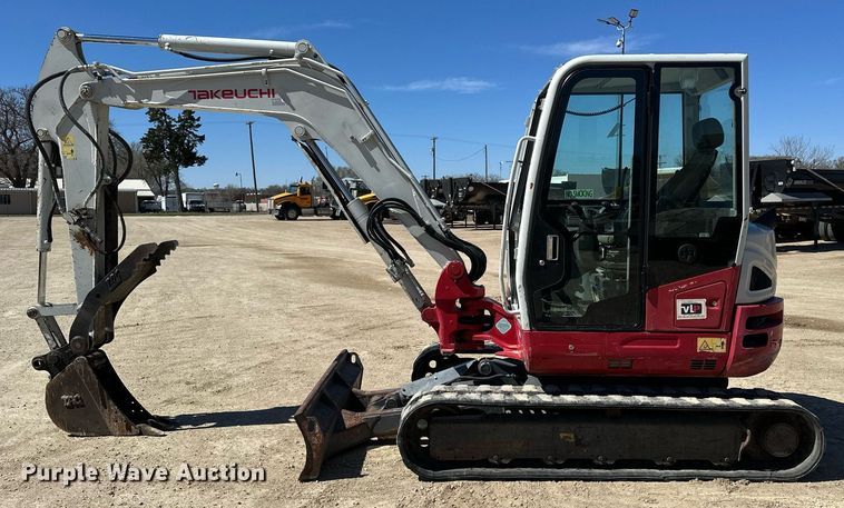 image for item DF8467 2014 Takeuchi TB260 mini excavator