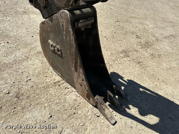 image for item DF8467 2014 Takeuchi TB260 mini excavator