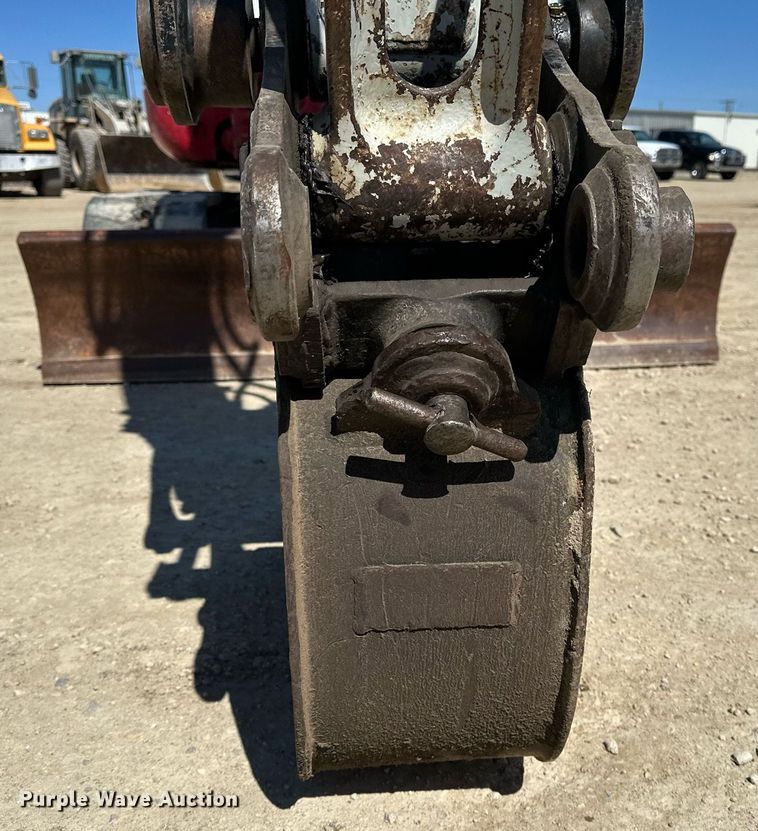 image for item DF8467 2014 Takeuchi TB260 mini excavator