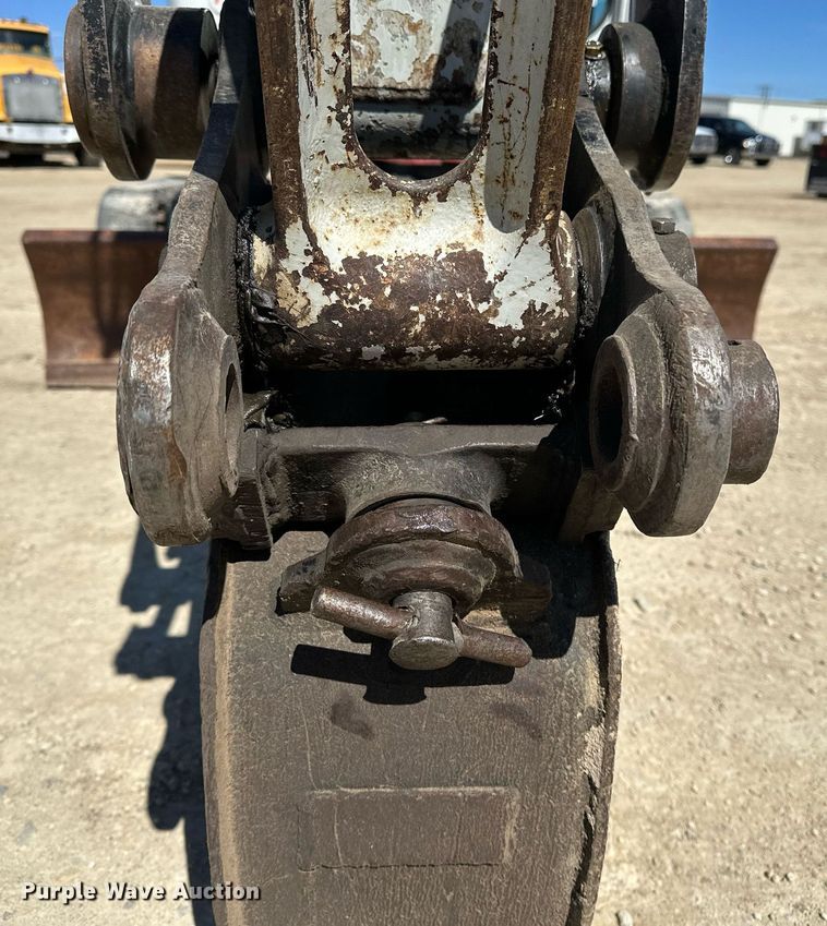 image for item DF8467 2014 Takeuchi TB260 mini excavator