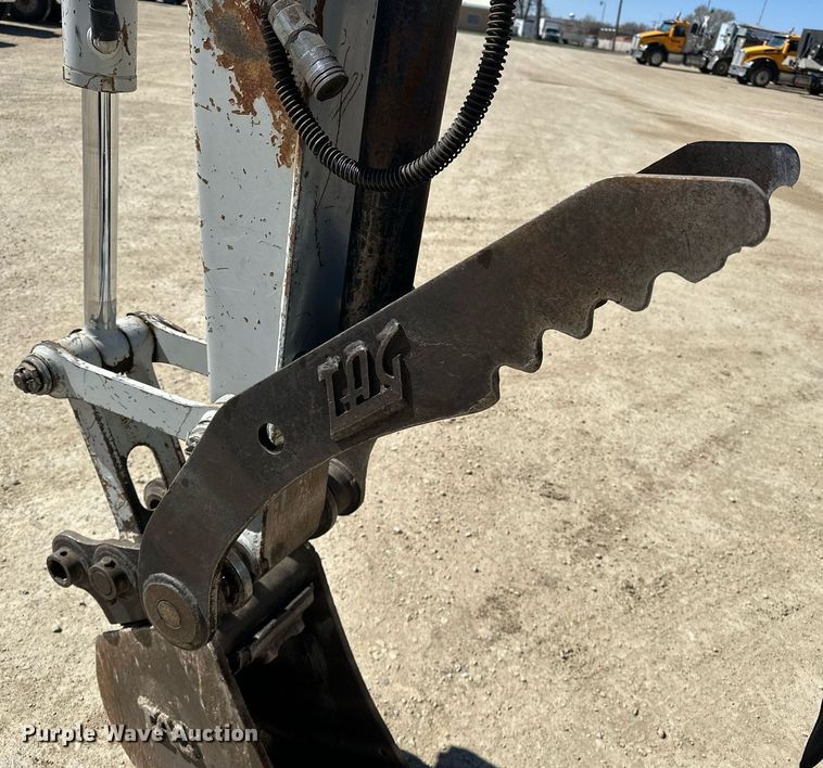 image for item DF8467 2014 Takeuchi TB260 mini excavator