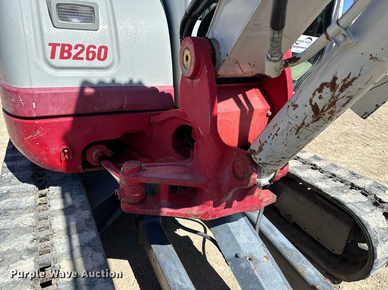 image for item DF8467 2014 Takeuchi TB260 mini excavator