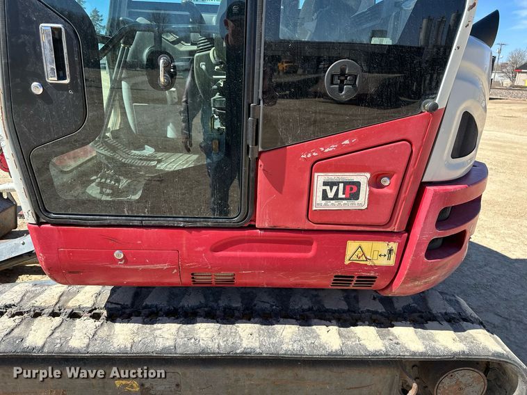 image for item DF8467 2014 Takeuchi TB260 mini excavator