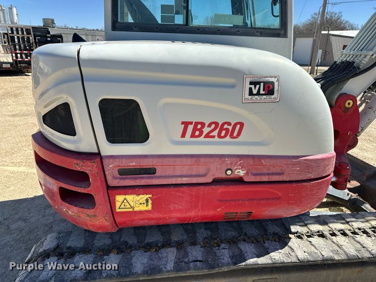 image for item DF8467 2014 Takeuchi TB260 mini excavator