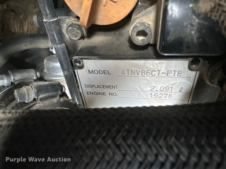 image for item DF8467 2014 Takeuchi TB260 mini excavator