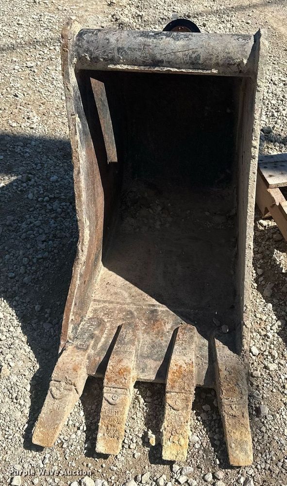 image for item DF8467 2014 Takeuchi TB260 mini excavator