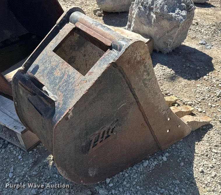 image for item DF8467 2014 Takeuchi TB260 mini excavator