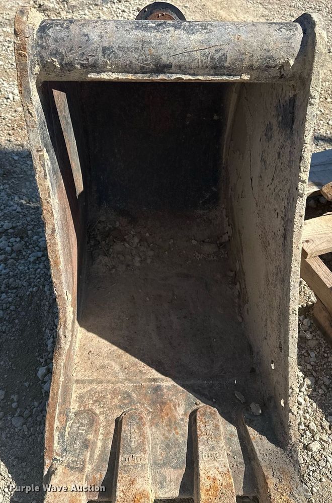 image for item DF8467 2014 Takeuchi TB260 mini excavator