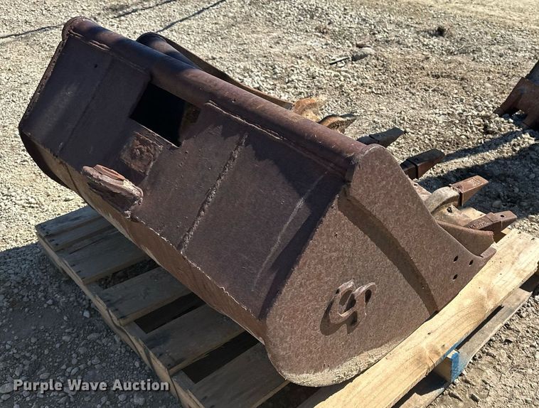 image for item DF8467 2014 Takeuchi TB260 mini excavator