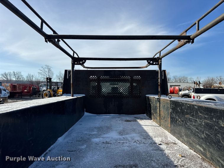 image for item DH9883 2011 Ford F450 Super Duty XL flatbed truck