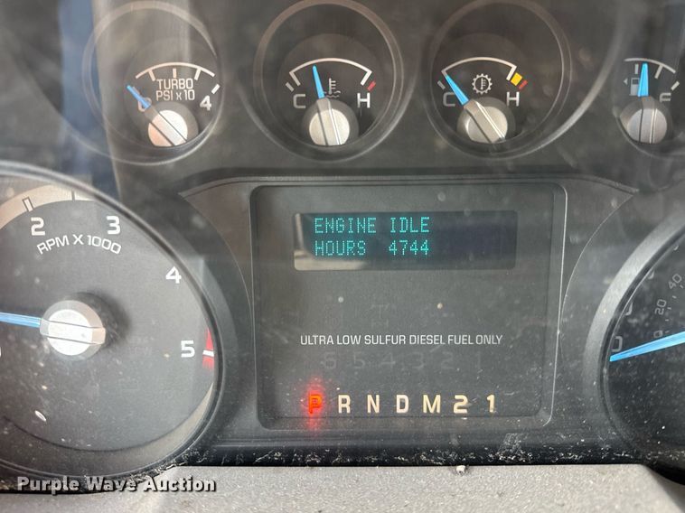 image for item DH9883 2011 Ford F450 Super Duty XL flatbed truck