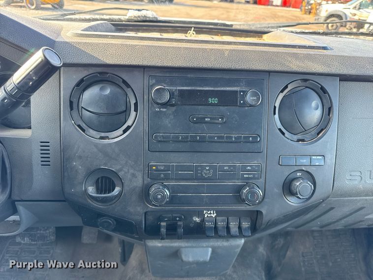 image for item DH9883 2011 Ford F450 Super Duty XL flatbed truck