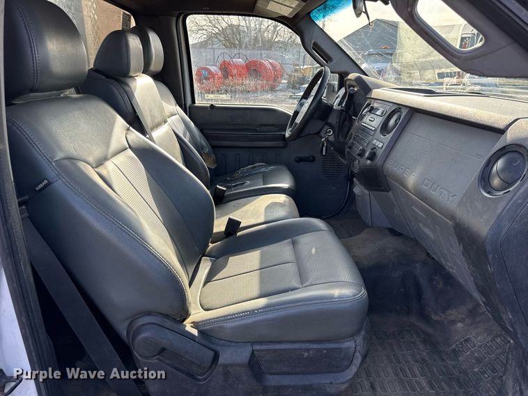 image for item DH9883 2011 Ford F450 Super Duty XL flatbed truck