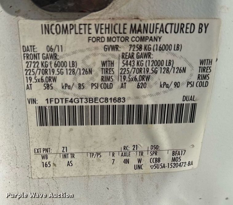 image for item DH9883 2011 Ford F450 Super Duty XL flatbed truck