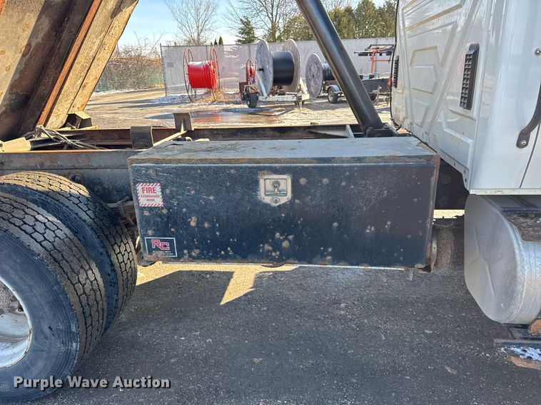 image for item DH9884 2009 International DuraStar 4300 dump truck