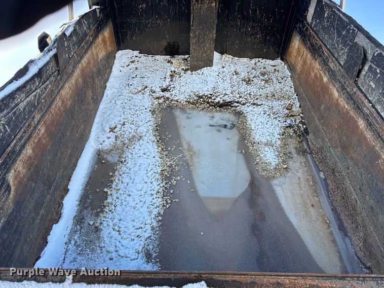 image for item DH9884 2009 International DuraStar 4300 dump truck