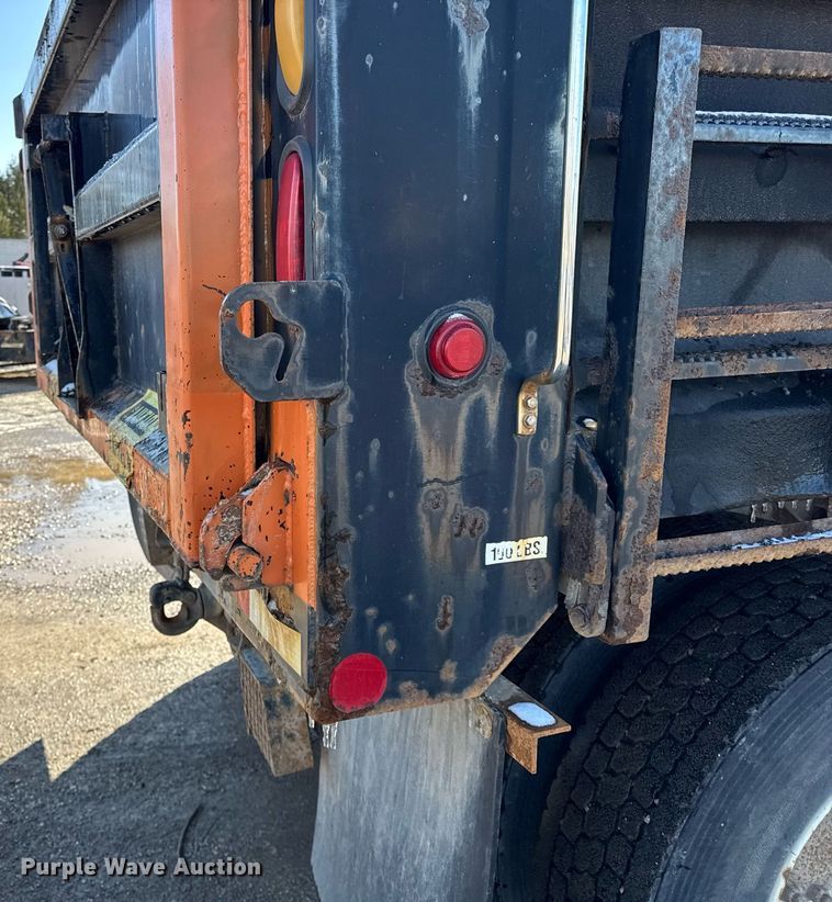 image for item DH9884 2009 International DuraStar 4300 dump truck