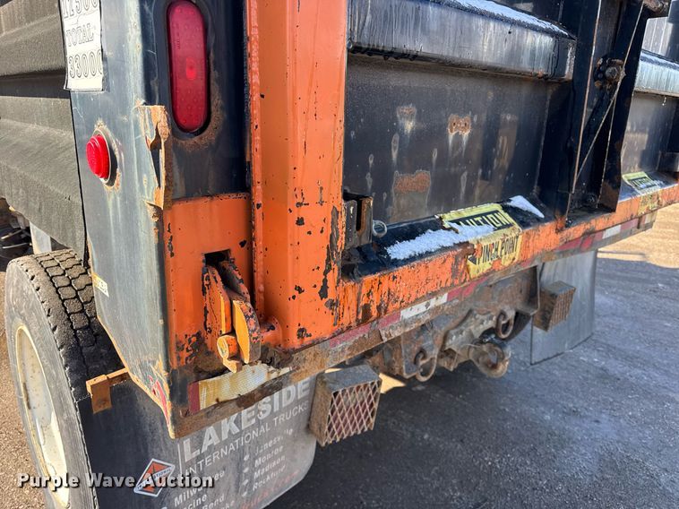 image for item DH9884 2009 International DuraStar 4300 dump truck