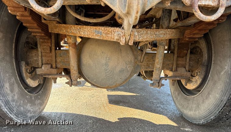 image for item DH9884 2009 International DuraStar 4300 dump truck