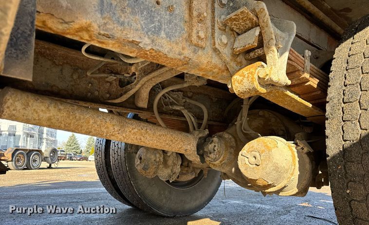 image for item DH9884 2009 International DuraStar 4300 dump truck