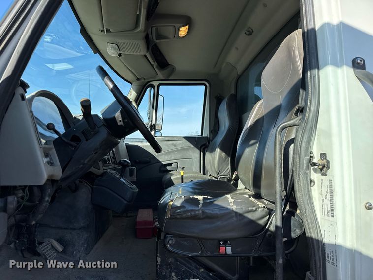 image for item DH9884 2009 International DuraStar 4300 dump truck