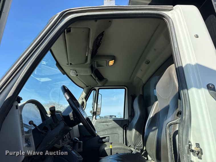 image for item DH9884 2009 International DuraStar 4300 dump truck