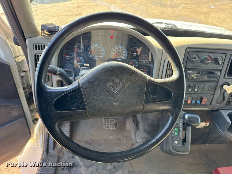 image for item DH9884 2009 International DuraStar 4300 dump truck