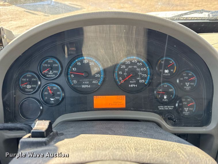 image for item DH9884 2009 International DuraStar 4300 dump truck