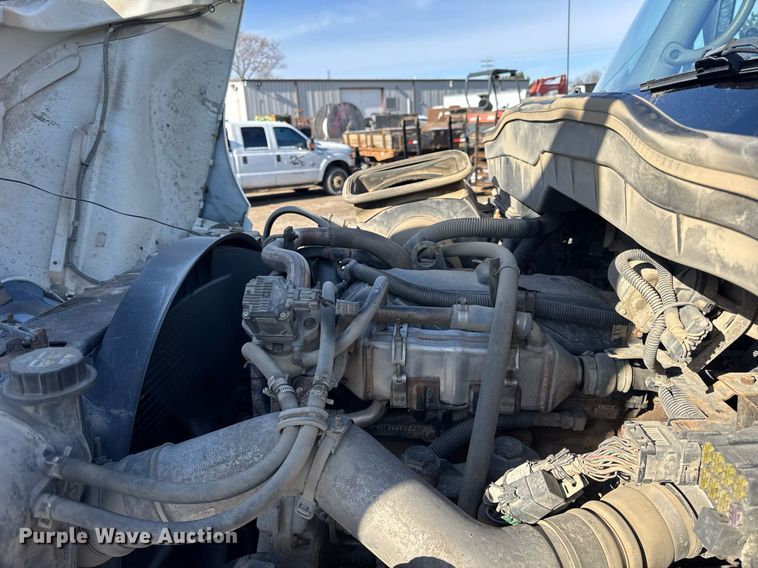 image for item DH9884 2009 International DuraStar 4300 dump truck