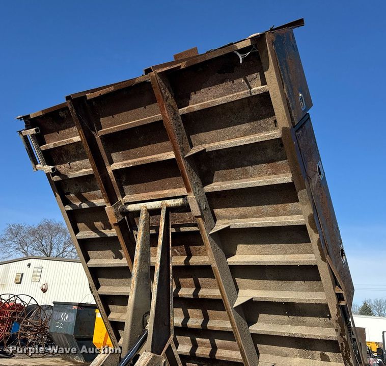 image for item DH9885 2011 Ford F450 Super Duty XL dump flatbed truck