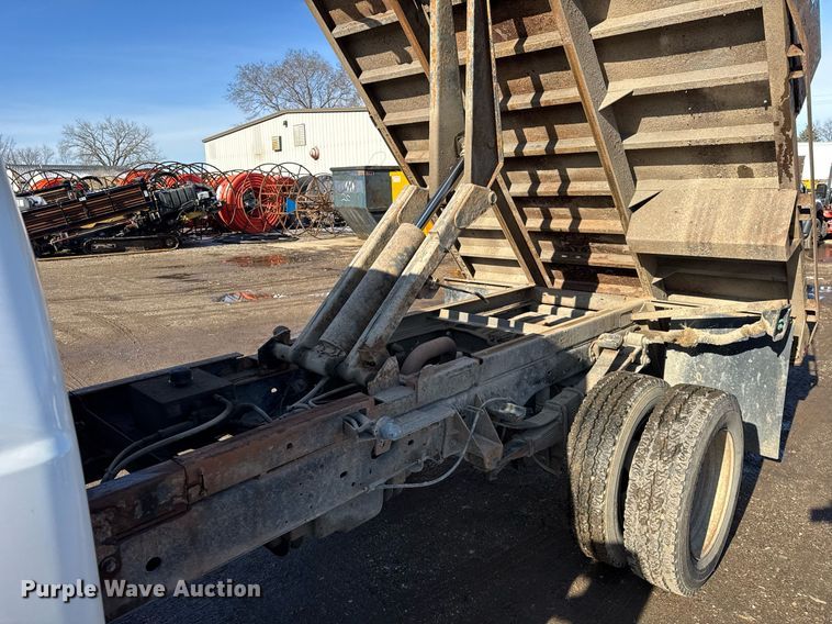 image for item DH9885 2011 Ford F450 Super Duty XL dump flatbed truck