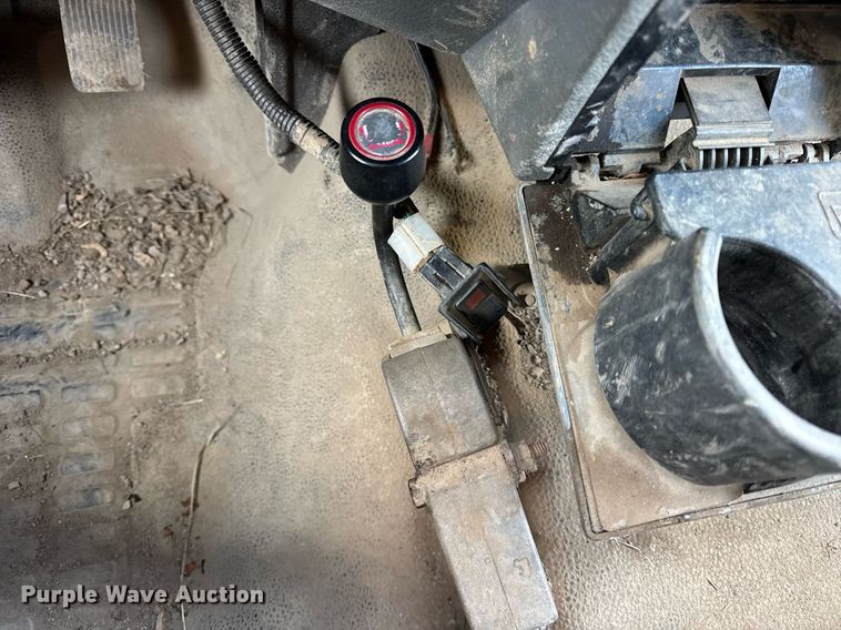 image for item DH9885 2011 Ford F450 Super Duty XL dump flatbed truck