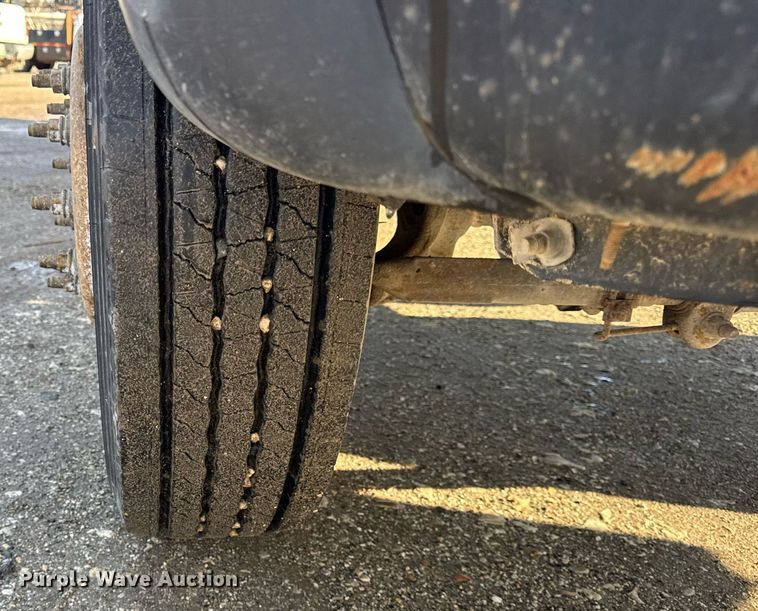 image for item DH9885 2011 Ford F450 Super Duty XL dump flatbed truck