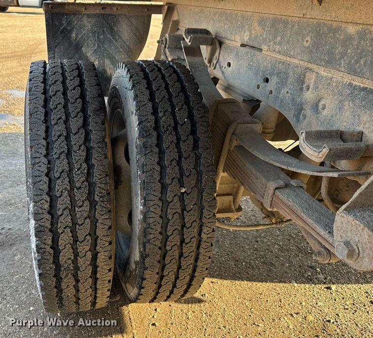 image for item DH9885 2011 Ford F450 Super Duty XL dump flatbed truck