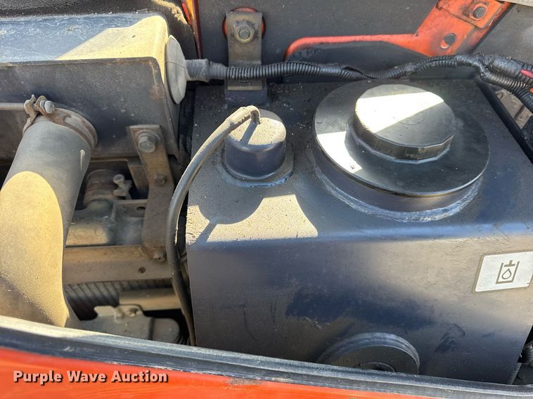 image for item DH9886 2006 Kubota KX71-3 mini excavator