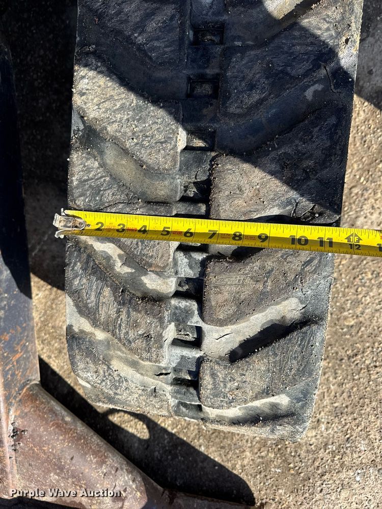 image for item DH9886 2006 Kubota KX71-3 mini excavator