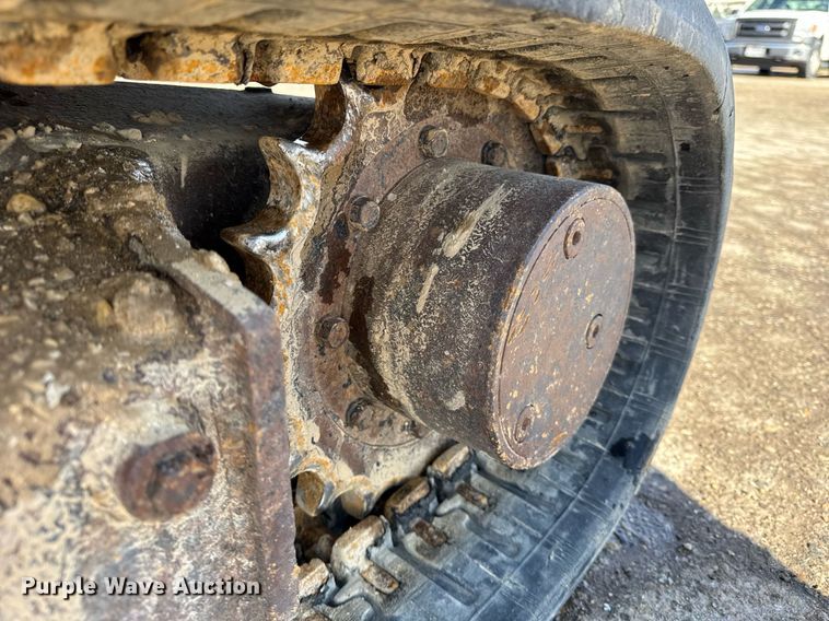 image for item DH9886 2006 Kubota KX71-3 mini excavator