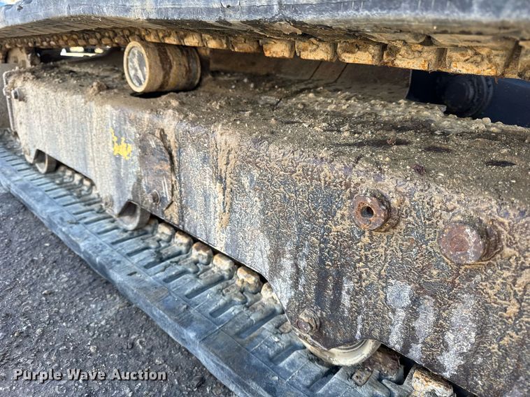 image for item DH9886 2006 Kubota KX71-3 mini excavator