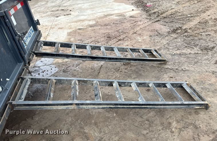 image for item DM5564 2019 Lamar dump trailer