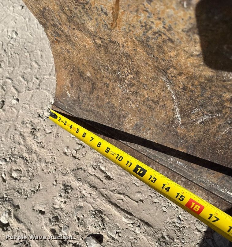 image for item DM5618 2016 Case CX80C mini excavator